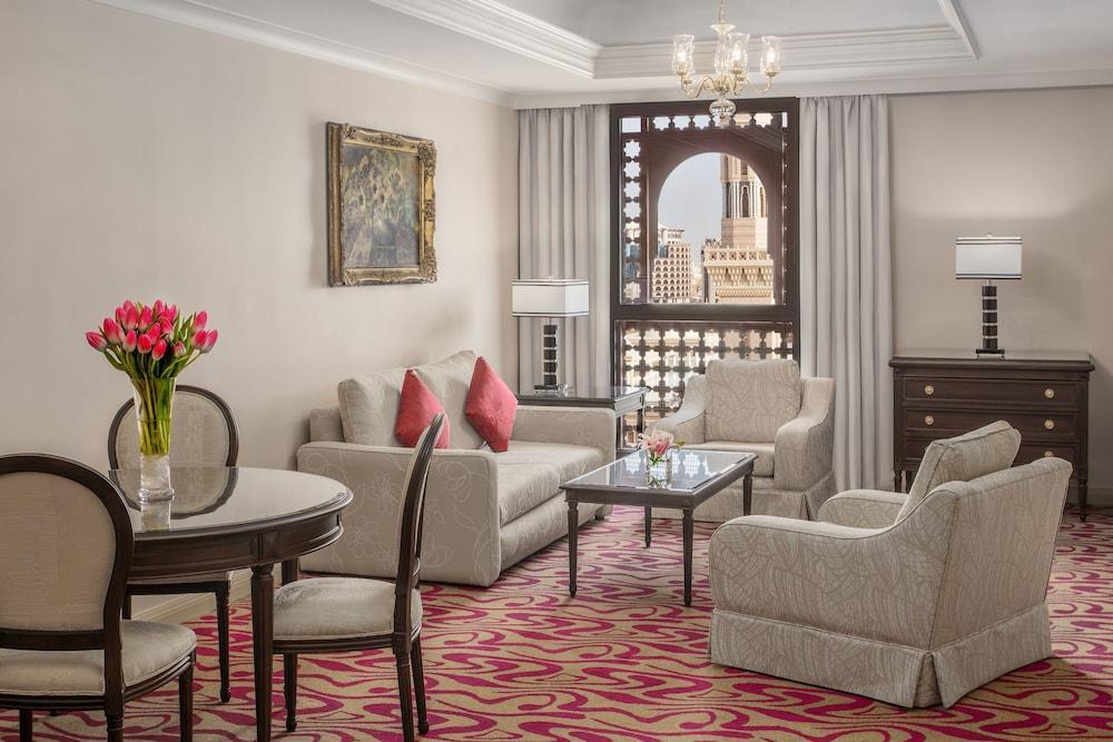Hotel Intercontinental Dar Al Iman Madinah By Ihg Medina Esterno foto Suite at the Four Seasons Hotel, Mecca